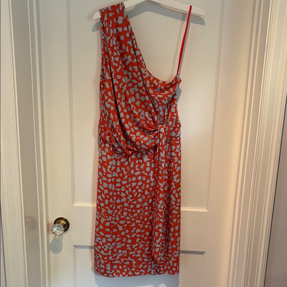 Diane Von Furstenberg Agantha silk blend popcorn one shoulder dress